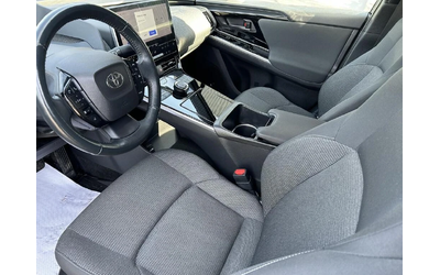 Toyota bZ4X Подгрев* НАВИ* Кейлес* Park Assist* Line Assist* П - автомобили, коли, обяви за нови и употребявани 9