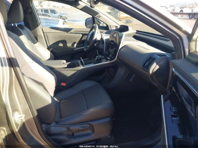 Toyota bZ4X * LIMITED* ПАНОРАМА* LED* NAVI* - автомобили, коли, обяви за нови и употребявани 4