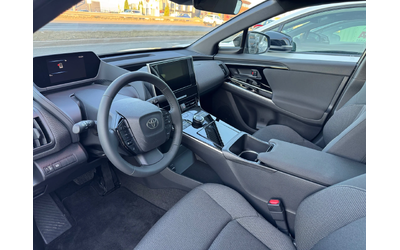 Toyota bZ4X Luxury Premium/NAVI/PANO/KAM/Full...ГАРАНЦИЯ!! - автомобили, коли, обяви за нови и употребявани 11