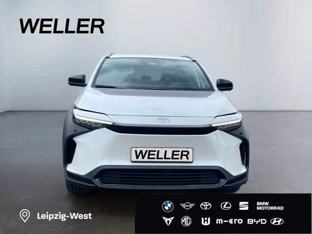 Toyota bZ4X Team player Matrix 360 ACC - автомобили, коли, обяви за нови и употребявани 1