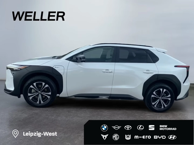 Toyota bZ4X Team player Matrix 360 ACC - автомобили, коли, обяви за нови и употребявани 3