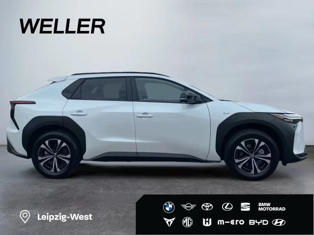 Toyota bZ4X Team player Matrix 360 ACC - автомобили, коли, обяви за нови и употребявани 7