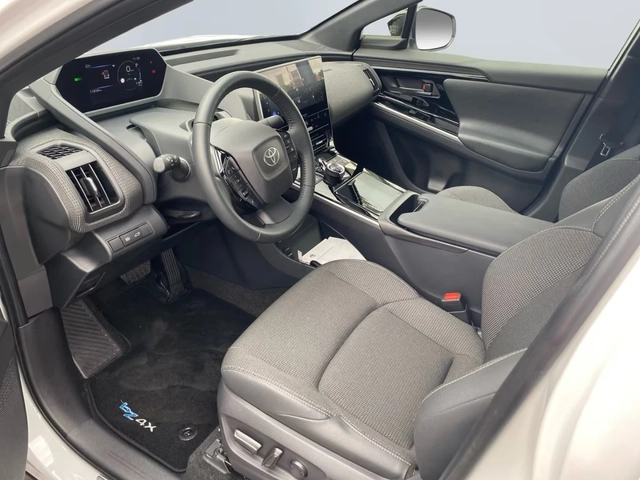 Toyota bZ4X Team player Matrix 360 ACC - автомобили, коли, обяви за нови и употребявани 8