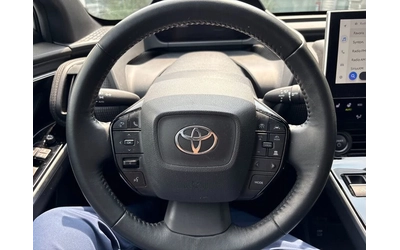 Toyota bZ4X LE FWD* BT* КАМЕРИ* НАВИ* ПОДГРЕВ и ДР - автомобили, коли, обяви за нови и употребявани 6