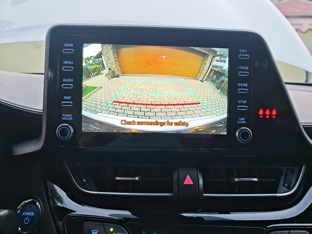 Toyota C-HR 1.8 HYBRYD-FACELIFT - автомобили, коли, обяви за нови и употребявани 19