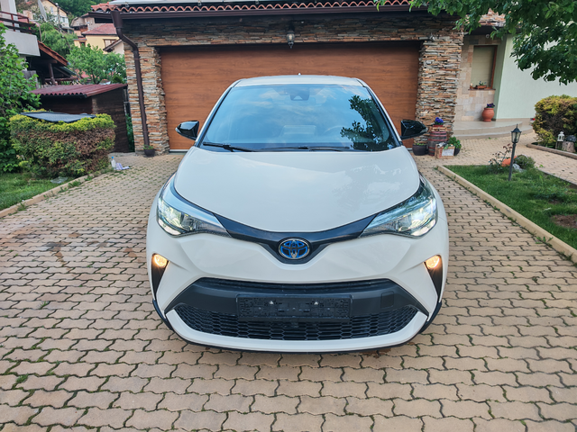 Toyota C-HR 1.8 HYBRYD-FACELIFT - автомобили, коли, обяви за нови и употребявани 1