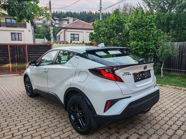 Toyota C-HR 1.8 HYBRYD-FACELIFT - автомобили, коли, обяви за нови и употребявани 5