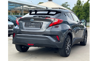 toyota-c-hr-1-8h-trend-full-service-navi-camera - 4