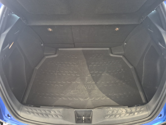 Toyota C-HR - автомобили, коли, обяви за нови и употребявани 15