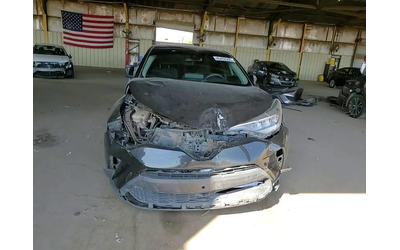 toyota-c-hr-2-0l-4-front-wheel-drive - 0