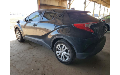 toyota-c-hr-2-0l-4-front-wheel-drive - 2