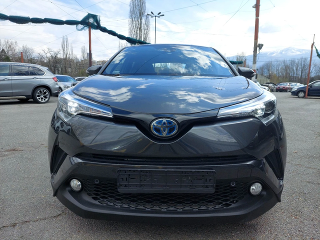 Toyota C-HR 1, 8i HYBRID 29000km!!! - автомобили, коли, обяви за нови и употребявани 0