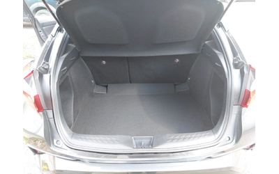 Toyota C-HR 1, 8i HYBRID 29000km!!! - автомобили, коли, обяви за нови и употребявани 15