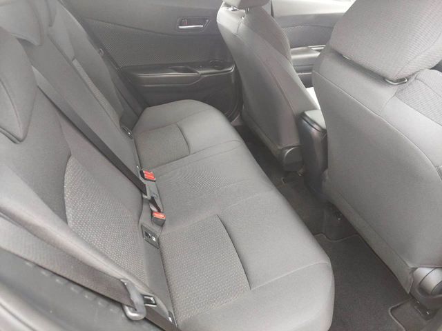 Toyota C-HR 1, 8i HYBRID 29000km!!! - автомобили, коли, обяви за нови и употребявани 8