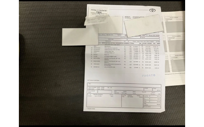 Toyota C-HR 2.0iHybrid* Lounge* Bi-Tone* JBL* LED* ПЕРФЕКТЕН* - автомобили, коли, обяви за нови и употребявани 13