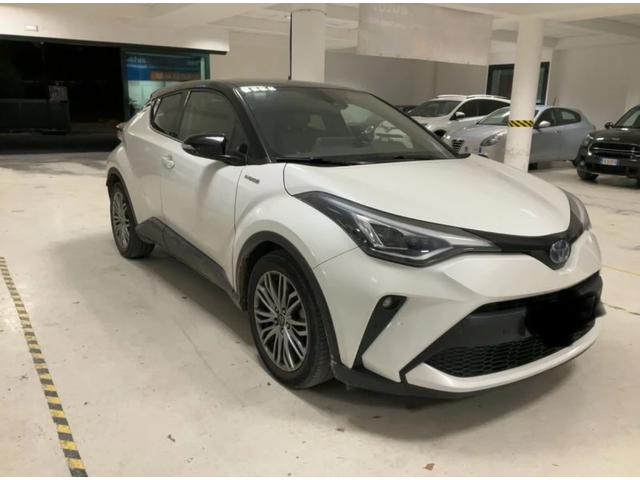 Toyota C-HR 2.0iHybrid* Lounge* Bi-Tone* JBL* LED* ПЕРФЕКТЕН* - автомобили, коли, обяви за нови и употребявани 4