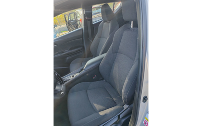 Toyota C-HR 1.8, 122к.с. ТОП - автомобили, коли, обяви за нови и употребявани 11