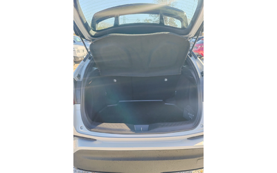 Toyota C-HR 1.8, 122к.с. ТОП - автомобили, коли, обяви за нови и употребявани 6