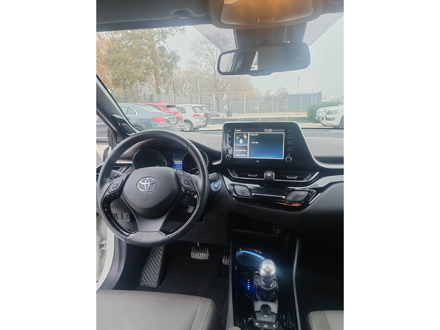 Toyota C-HR 1.8, 98к.с. GR, FULL - автомобили, коли, обяви за нови и употребявани 9