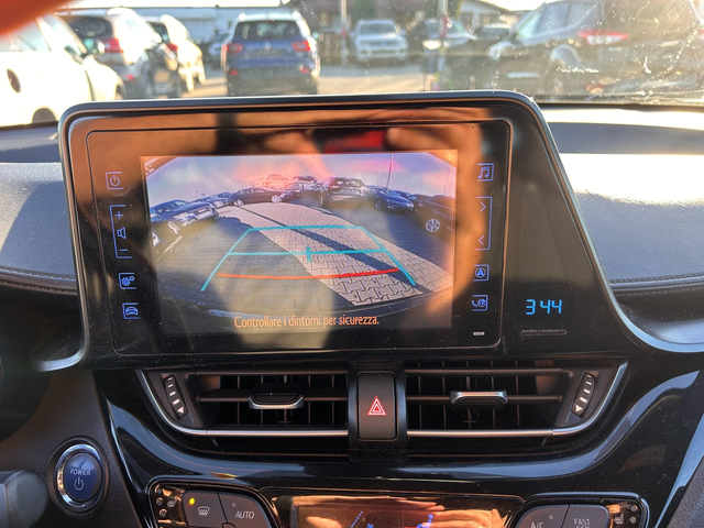 Toyota C-HR 1.8HIBRID AVTOMAT/NAVI/KAMERA EURO 6 - автомобили, коли, обяви за нови и употребявани 12