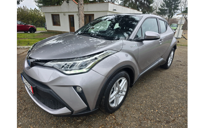 toyota-c-hr - 0