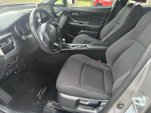 Toyota C-HR 1.8HYBRID-FACE-ГАРАНЦИОНЕН-95680КМ-НАВИ-ДИСТРОНИК - автомобили, коли, обяви за нови и употребявани 8