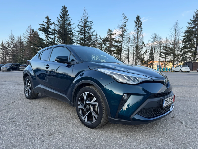 Toyota C-HR 1.8 Hybrid Facelift - автомобили, коли, обяви за нови и употребявани 2