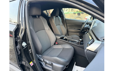 Toyota C-HR 1.8 HYBRID Keyless go  Distronic Euro 6 - автомобили, коли, обяви за нови и употребявани 11