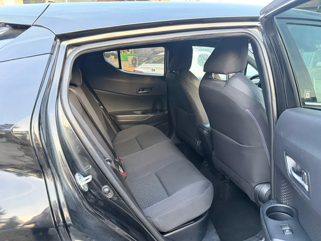 Toyota C-HR 1.8 HYBRID Keyless go  Distronic Euro 6 - автомобили, коли, обяви за нови и употребявани 14