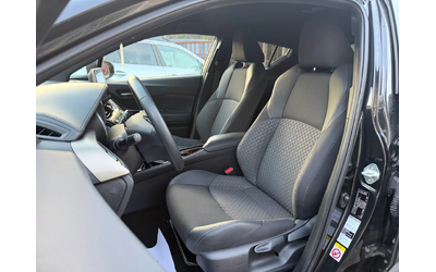 Toyota C-HR 1.8 HYBRID Keyless go  Distronic Euro 6 - автомобили, коли, обяви за нови и употребявани 7