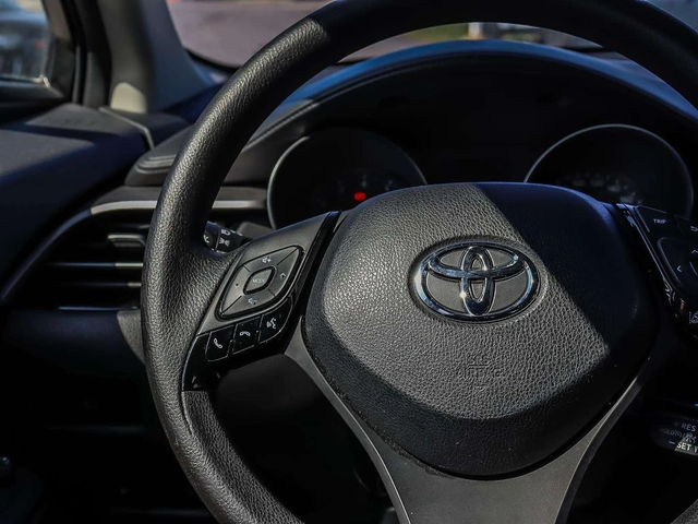 Toyota C-HR * ZGX10L * CARFAX * ЦЕНА ДО БГ - автомобили, коли, обяви за нови и употребявани 11