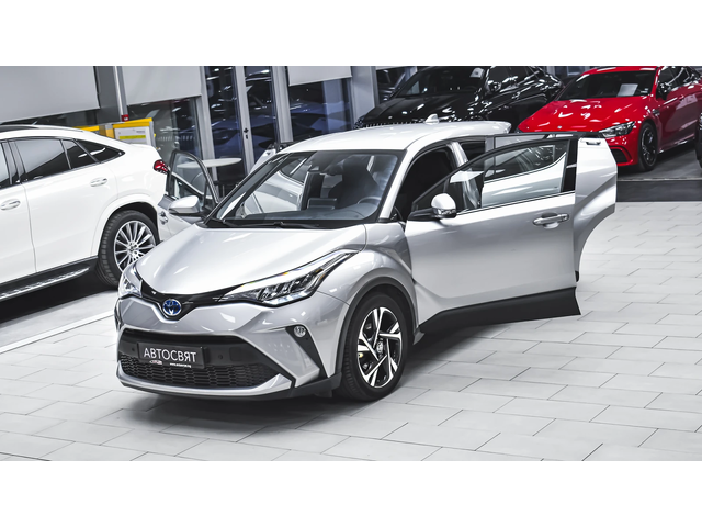 Toyota C-HR 2.0 Hybrid Club Automatic - автомобили, коли, обяви за нови и употребявани 0