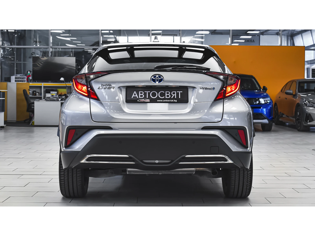 Toyota C-HR 2.0 Hybrid Club Automatic - автомобили, коли, обяви за нови и употребявани 2