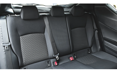 Toyota C-HR 2.0 Hybrid Club Automatic - автомобили, коли, обяви за нови и употребявани 10