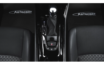 Toyota C-HR 2.0 Hybrid Club Automatic - автомобили, коли, обяви за нови и употребявани 11