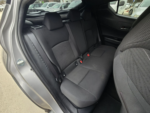 Toyota C-HR 1.8 148к.с Топ състояние - автомобили, коли, обяви за нови и употребявани 13