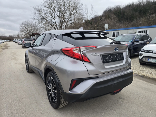 Toyota C-HR 1.8 148к.с Топ състояние - автомобили, коли, обяви за нови и употребявани 2