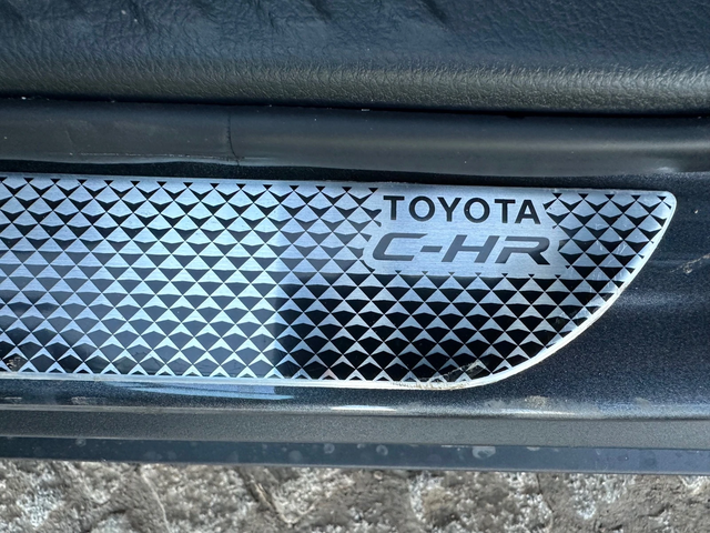Toyota C-HR 2.0-Hybrid 185k.c./НАЛИЧНИ/ 0 km - автомобили, коли, обяви за нови и употребявани 4