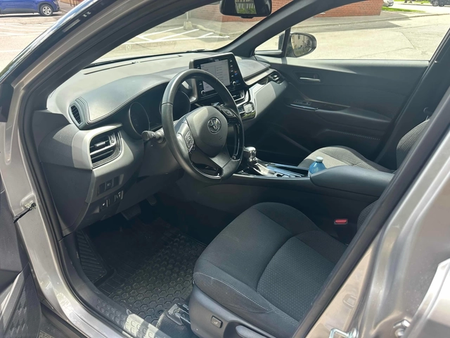 Toyota C-HR FWD * CARFAX * АВТО КРЕДИТ * - автомобили, коли, обяви за нови и употребявани 6