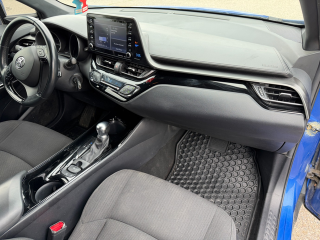 Toyota C-HR, 2019 г., 109182 км, 0 к.с. - автомобили, коли, обяви за нови и употребявани 9