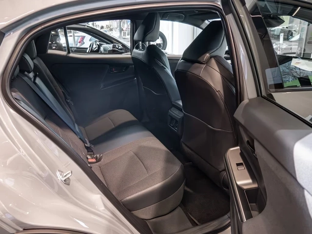 Toyota C-HR Team player Winter pack blind spot ACC - автомобили, коли, обяви за нови и употребявани 8