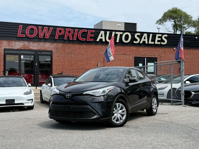 Toyota C-HR LE l FWD l CarPlay l Eco Vehicle l 2.0L l 4Cyl l Front Wheel Drive - автомобили, коли, обяви за нови и употребявани 0