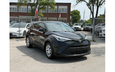 Toyota C-HR LE l FWD l CarPlay l Eco Vehicle l 2.0L l 4Cyl l Front Wheel Drive - автомобили, коли, обяви за нови и употребявани 9