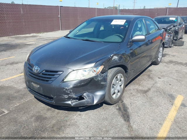 Toyota Camry 2.4L I-4 DOHC, VVT, 158HP Front Wheel Drive - автомобили, коли, обяви за нови и употребявани 1