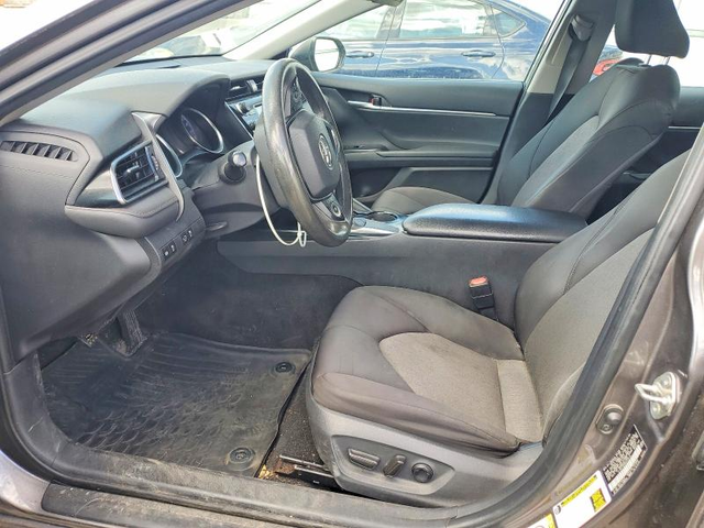 Toyota Camry 2.5L 4 FRONT WHEEL DRIVE - автомобили, коли, обяви за нови и употребявани 6