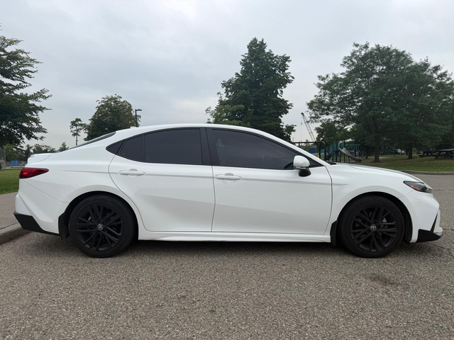 Toyota Camry 2.5L 4cyl FWD - автомобили, коли, обяви за нови и употребявани 2