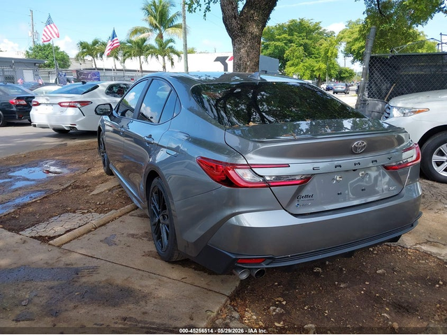 Toyota Camry 2.5L I-4 DI, DOHC, VVT, 184HP Front Wheel Drive - автомобили, коли, обяви за нови и употребявани 2