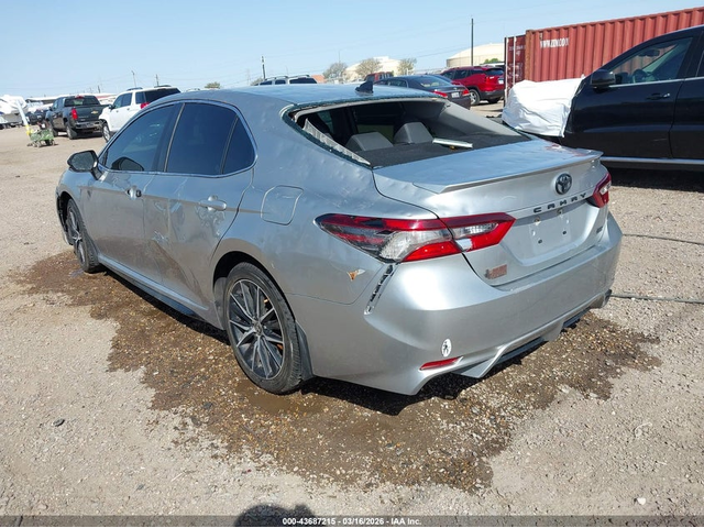 Toyota Camry 2.5L I-4 DI, DOHC, VVT, 203HP Front Wheel Drive - автомобили, коли, обяви за нови и употребявани 2