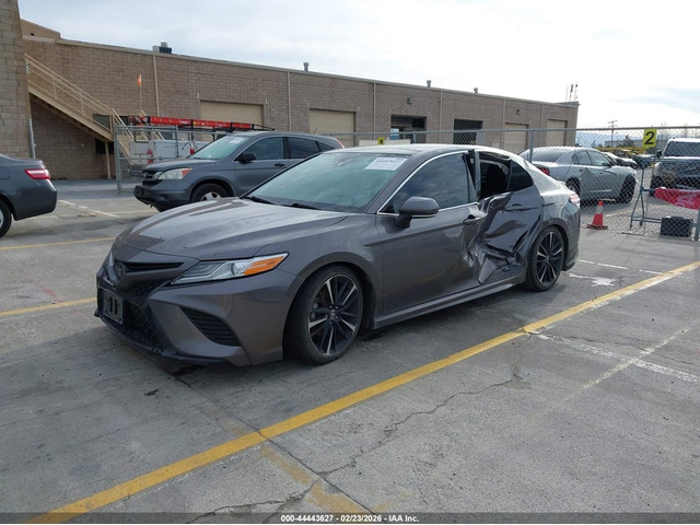 TOYOTA Camry 2.5L I-4 DI, DOHC, VVT, 206HP Front Wheel Drive - автомобили, коли, обяви за нови и употребявани 1