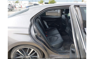 TOYOTA Camry 2.5L I-4 DI, DOHC, VVT, 206HP Front Wheel Drive - автомобили, коли, обяви за нови и употребявани 7